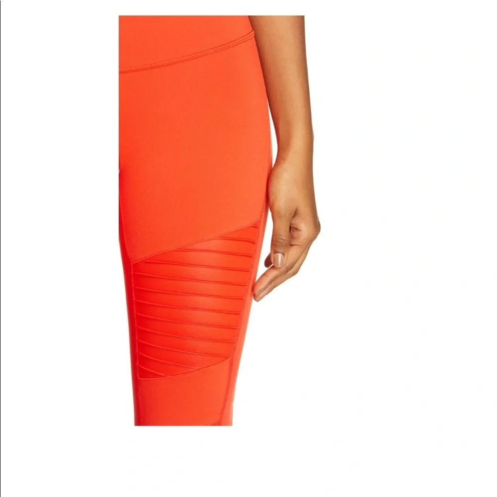 ALO Yoga Airbrush Moto High Waist 7/8 Leggings Cherry Red NWT